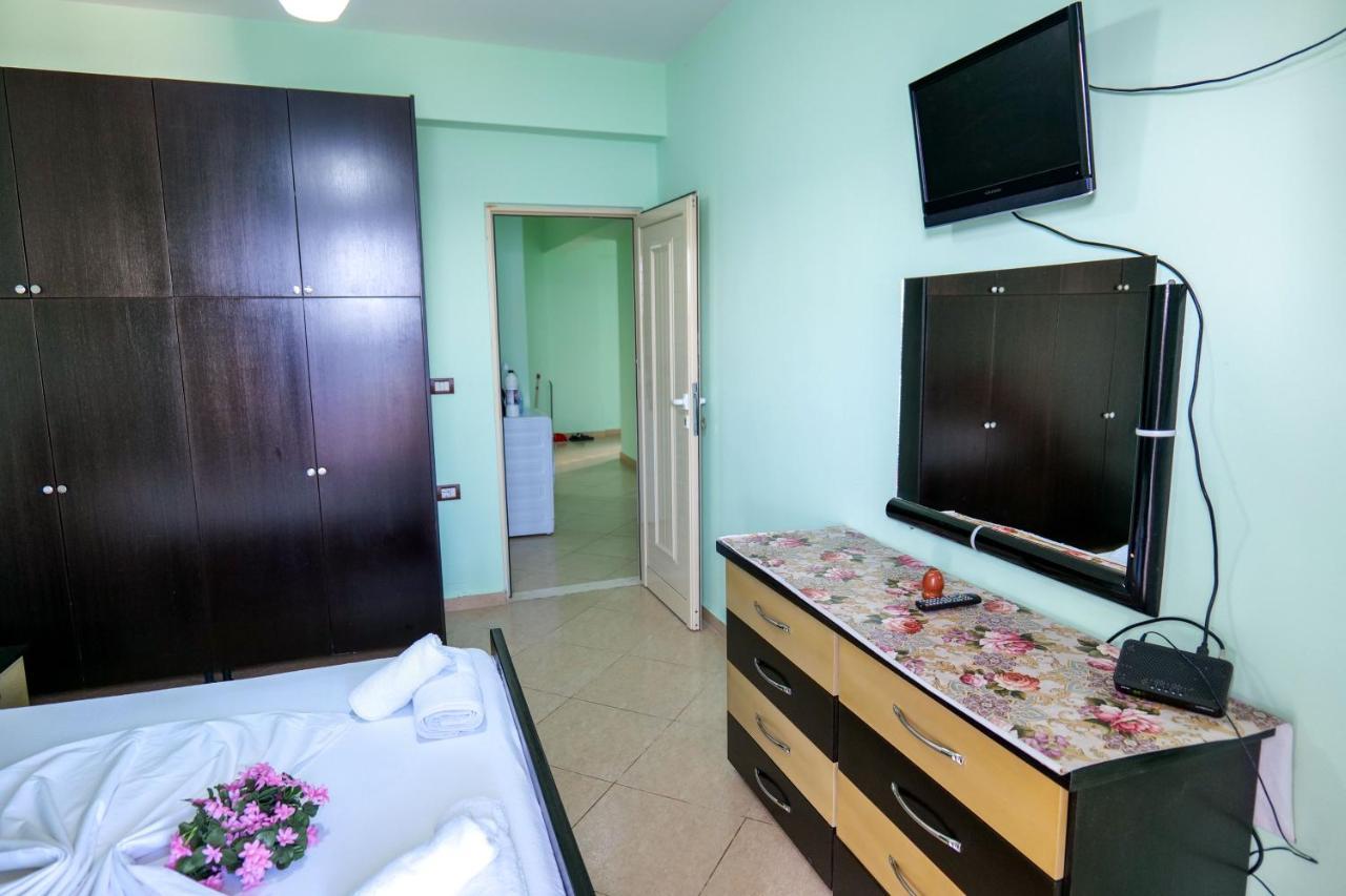 Rei Apartments Саранде Екстериор снимка